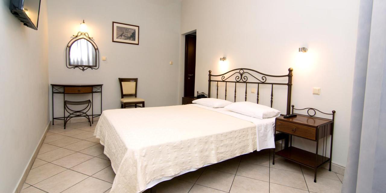 San Nectarios Hotel Parga Luaran gambar