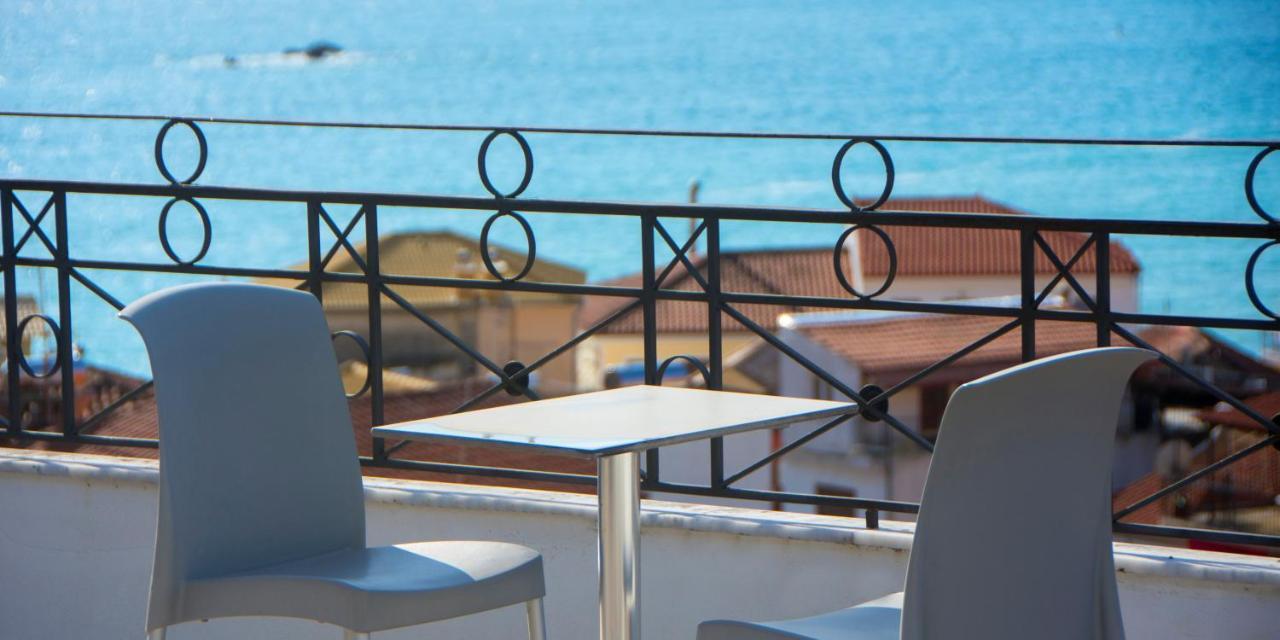 San Nectarios Hotel Parga Luaran gambar